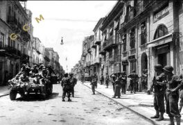 Soldato nei pressi del comando